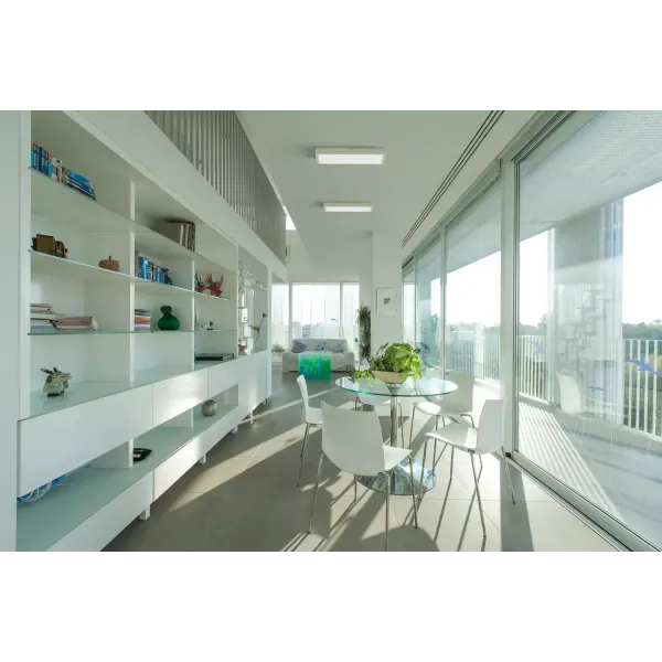 Pinta-asennettava LED-valaisin QUADRA 40W IP41 4000K 3512lm DALI-paristo 1H valkoinen