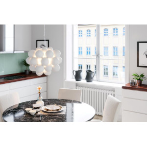 Baltas pakabinamas šviestuvas GROSS