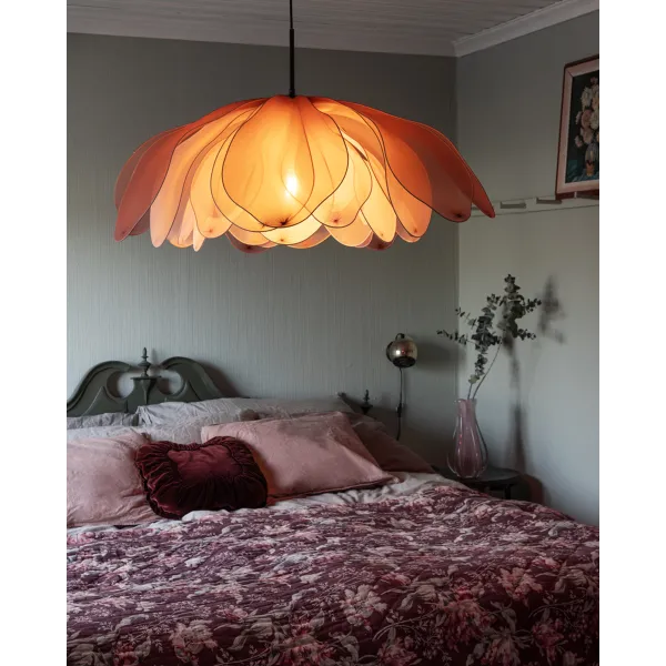 Pakabinamas šviestuvas Lou Lou raudonas