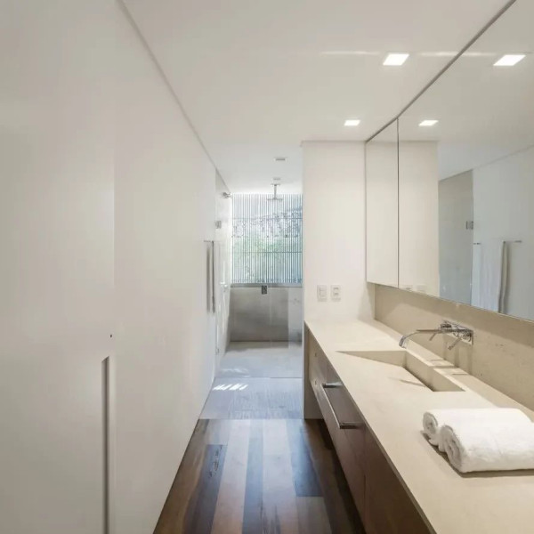 Įleidžiamas kvadratinis šviestuvas 6W IP40 3000K 550lm standartinė balta