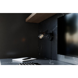 Seinavalgusti must MOON