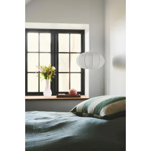 Riippuvalaisin valkoinen Aeron 40