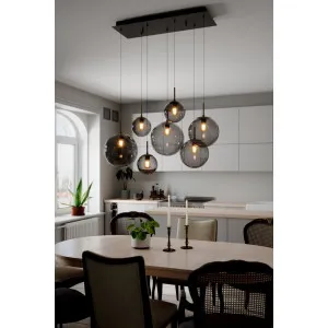 Riippuvalaisin LAURA