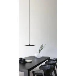 Valgusti must ARTIST 40