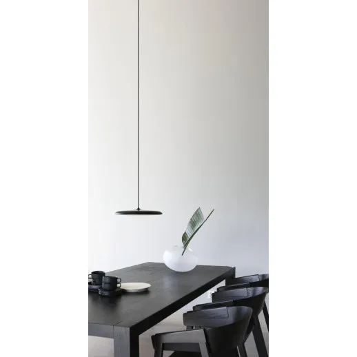 Riippuvalaisin musta ARTIST 40