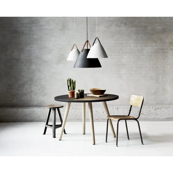 Valgusti must STRAP 48