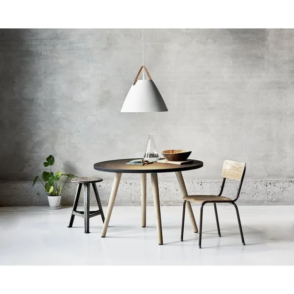 Pakabinamas šviestuvas baltas STRAP 48