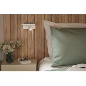 LED Wall luminaire Jerik USB C 2,4W dimmable Matt white