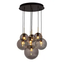 Riippuvalaisin Laura