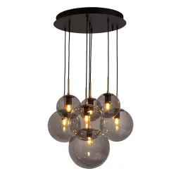 Riippuvalaisin Laura