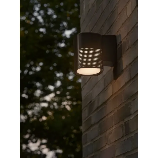 Seinavalgusti must Sidara