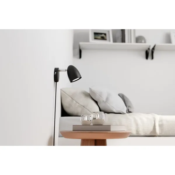 Sienas lampa melna SIERRA