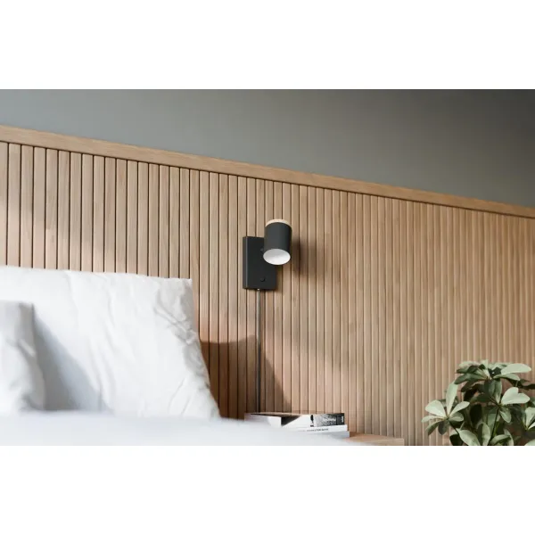 Seinavalgusti must CLEMENT