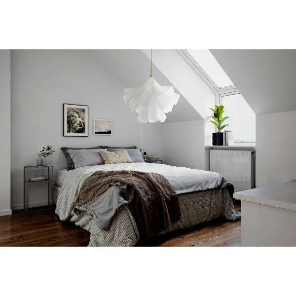 Juliette ripplamp valge